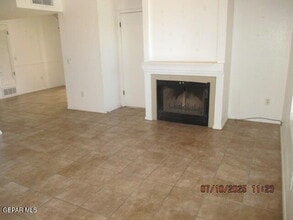 7540 Le Conte Dr in El Paso, TX - Building Photo - Building Photo