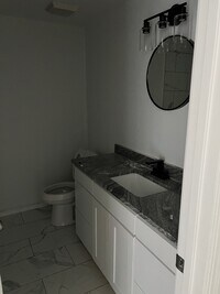 107 Windsor Dr photo'