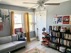 10 Green St, Unit #3 in New Bedford, MA - Building Photo - Building Photo