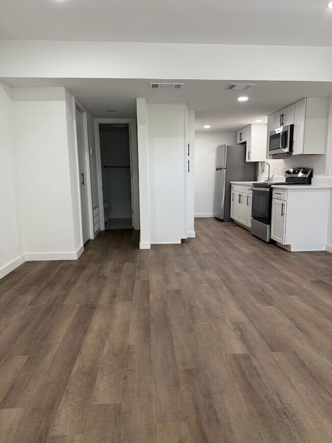 property at 2704 San Pedro St