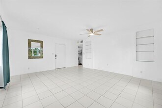 3208 Colony Club Rd in Pompano Beach, FL - Foto de edificio - Building Photo