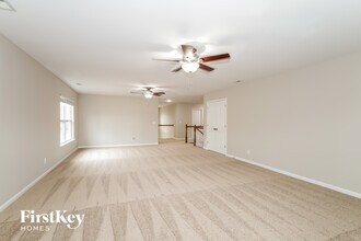 3012 Canopy Dr in Indian Trail, NC - Foto de edificio - Building Photo