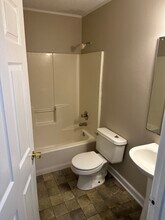 3005 Godwin Ln in Pensacola, FL - Building Photo - Building Photo