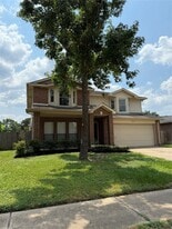 17011 Macleish Dr in Houston, TX - Building Photo