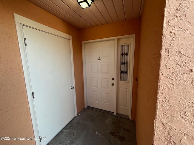 property at 2107 Hidden Grove Ln
