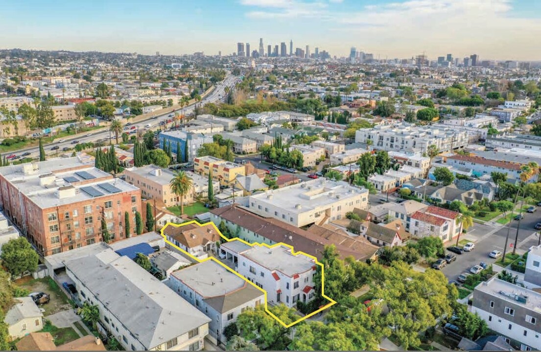 The Oxford Hollywood in Los Angeles, CA - Building Photo