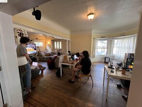 2642 College Ave in Berkeley, CA - Building Photo - Building Photo