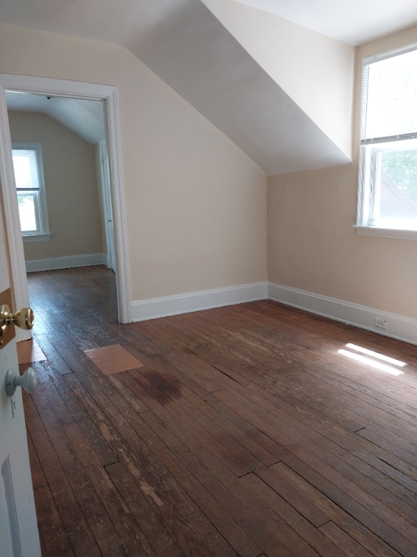 3517 Clifton Ave in Cincinnati, OH - Foto de edificio - Building Photo