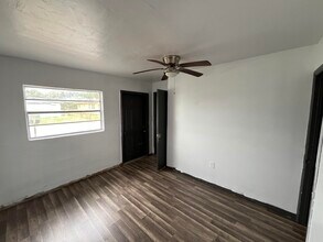 1507 Ave I in Fort Pierce, FL - Building Photo - Building Photo