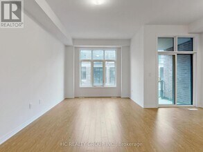 28 Millman Ln in Richmond Hill, ON - Building Photo - Building Photo