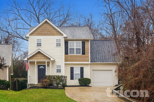 property at 621 Hoskins Ridge Ln