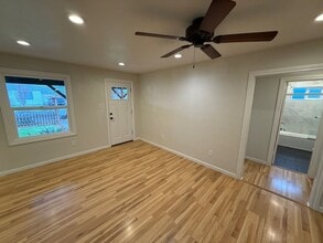 1070 SW 16th Ave in Albany, OR - Building Photo - Building Photo