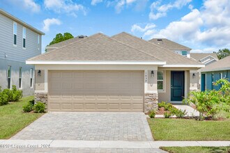 1059 Grantham Ln in Palm Bay, FL - Building Photo - Building Photo