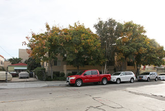 Barnsdall Court Apartments I in Los Angeles, CA - Building Photo - Building Photo