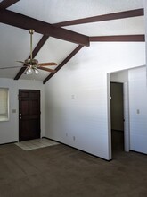 1028 Illinois St-Unit -B in Fairfield, CA - Building Photo - Building Photo