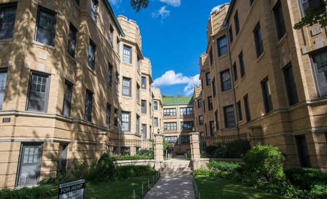 925 Forest Ave-Unit -929-2E in Evanston, IL - Foto de edificio