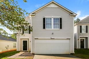 8511 Panglemont Drive in Charlotte, NC - Building Photo