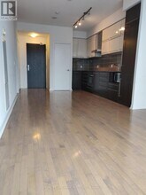 770 Bay St. in Toronto, ON - Building Photo - Building Photo