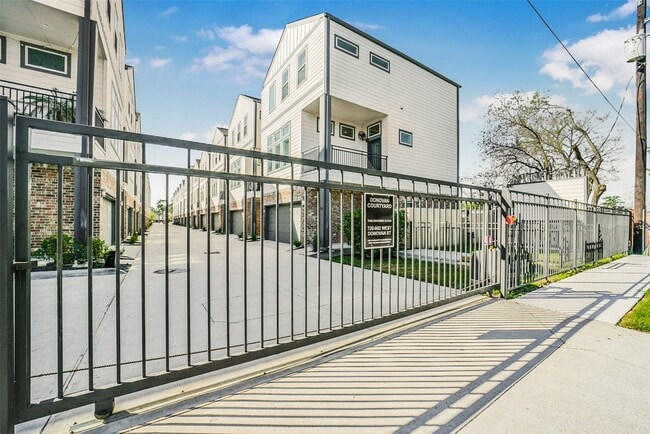 property at 720 W Donovan St