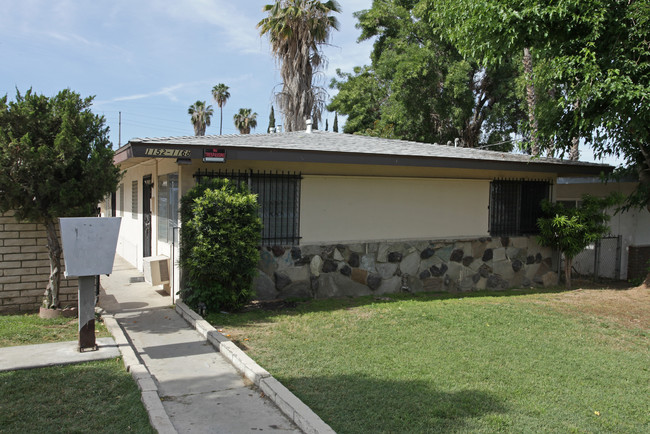 1152-1162 Villa St in Riverside, CA - Building Photo - Building Photo