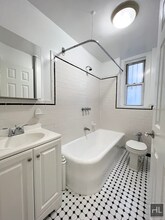 WEST 13 STREET in New York, NY - Building Photo - Building Photo