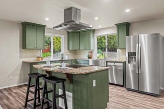 32133 108th Ave SE in Auburn, WA - Foto de edificio - Building Photo