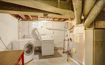 1029 S Atherton St, Unit Room 1 in State College, PA - Building Photo - Building Photo