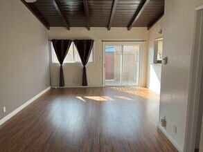 12027 Sylvester St, Unit 12025 in Los Angeles, CA - Building Photo - Building Photo