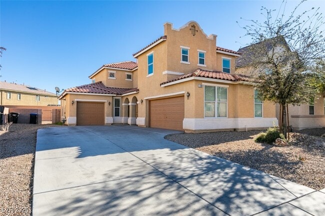 5768 Mammoth Mountain St in North Las Vegas, NV - Building Photo - Building Photo