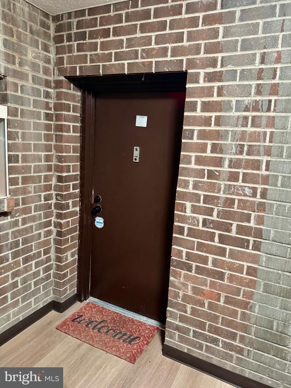 property at 15712 Dorset Rd