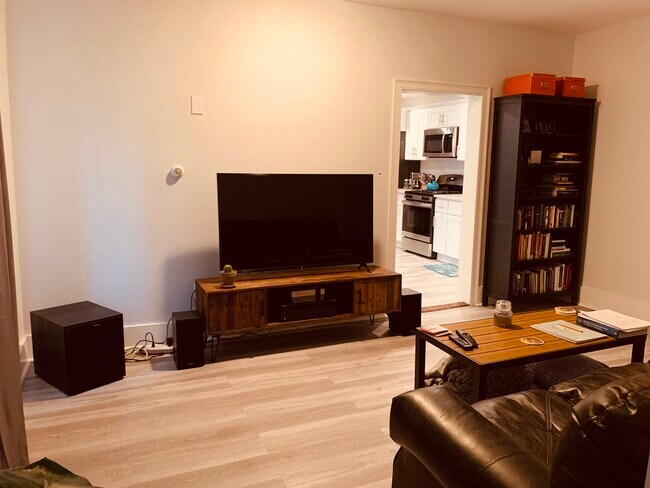 23 Pratt St, Unit 1 in Boston, MA - Building Photo - Building Photo