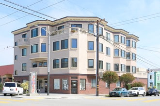 Balboa Luxury Apartments in San Francisco, CA - Building Photo - Building Photo