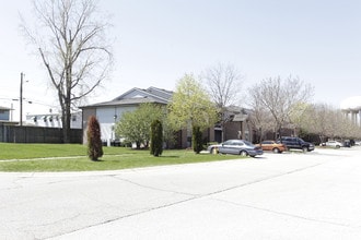 Cardinal Terrace Apartments in East Chicago, IN - Building Photo - Building Photo