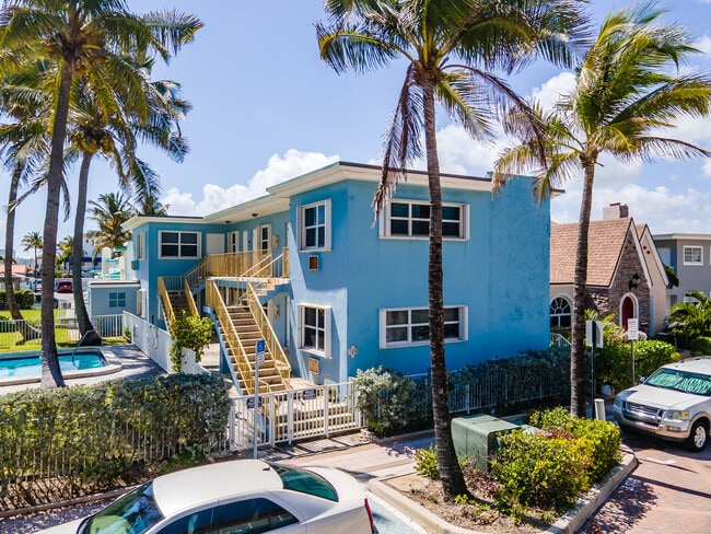 318 Fillmore St in Hollywood, FL - Building Photo - Building Photo