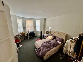 833-835 Beacon St in Boston, MA - Foto de edificio - Building Photo