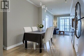 98-1098 Lillian St in Toronto, ON - Building Photo - Building Photo