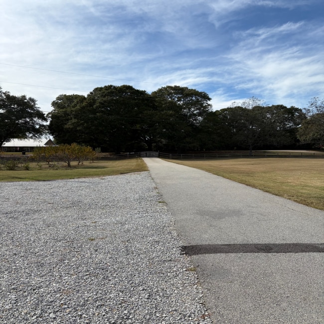 760 Old Camp Church Rd in Carrollton, GA - Building Photo - Building Photo