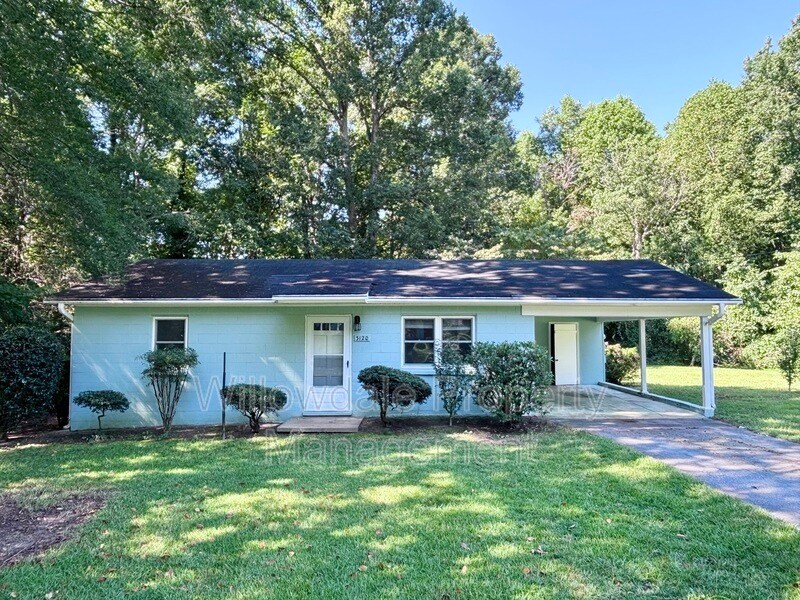 3120 Tuckaway Dr in Fuquay Varina, NC - Building Photo