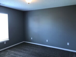 3929 Roundwood Dr in Indianapolis, IN - Building Photo - Building Photo