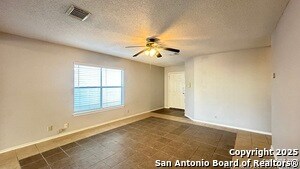 3510 Bottomless Lake in San Antonio, TX - Foto de edificio - Building Photo