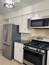 4505 Nina Lee Ln in Houston, TX - Foto de edificio - Building Photo