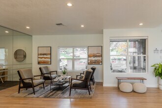 Arbor Heights in Tigard, OR - Foto de edificio - Building Photo
