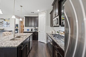 519 Carina Gaze Dr in Willis, TX - Building Photo - Building Photo