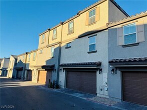 538 Ylang Pl in Henderson, NV - Building Photo - Building Photo