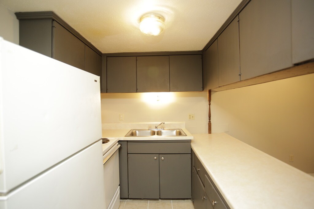 Twin Rivers Apartments in Wichita, KS