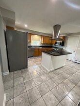 1009 Beechwood Ln in Vestal, NY - Building Photo - Building Photo