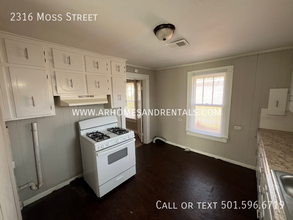 2316 Moss St in North Little Rock, AR - Building Photo - Building Photo