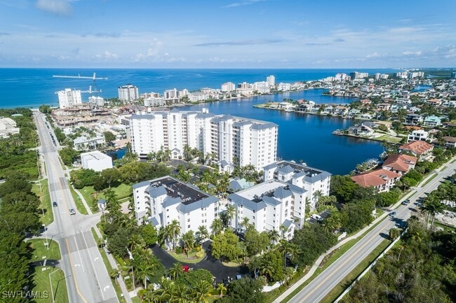 property at 450 Launch Cir