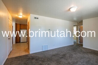 4725 S 1300 E in Millcreek, UT - Building Photo - Building Photo