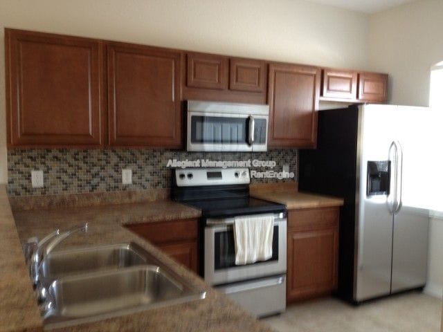 6101 Lake Marion Golf Resort in Poinciana, FL - Building Photo - Building Photo